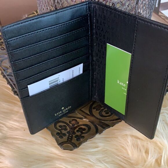 KATE SPADE PASSPORT HOLDER BLACK - Picture 8 of 9